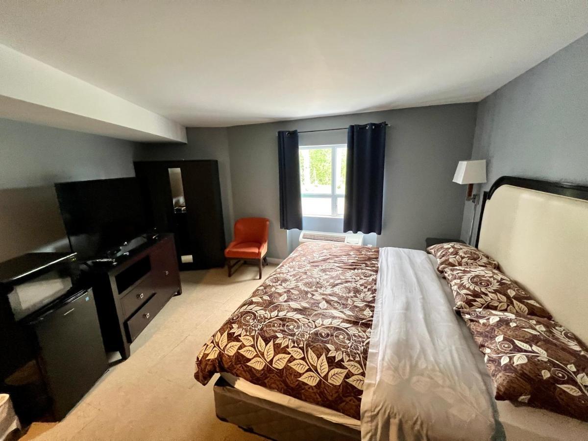 Hwy 17 Hotel Wawa Bagian luar foto