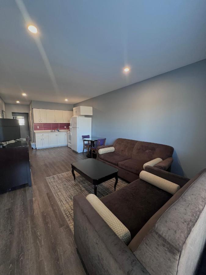 Hwy 17 Hotel Wawa Bagian luar foto