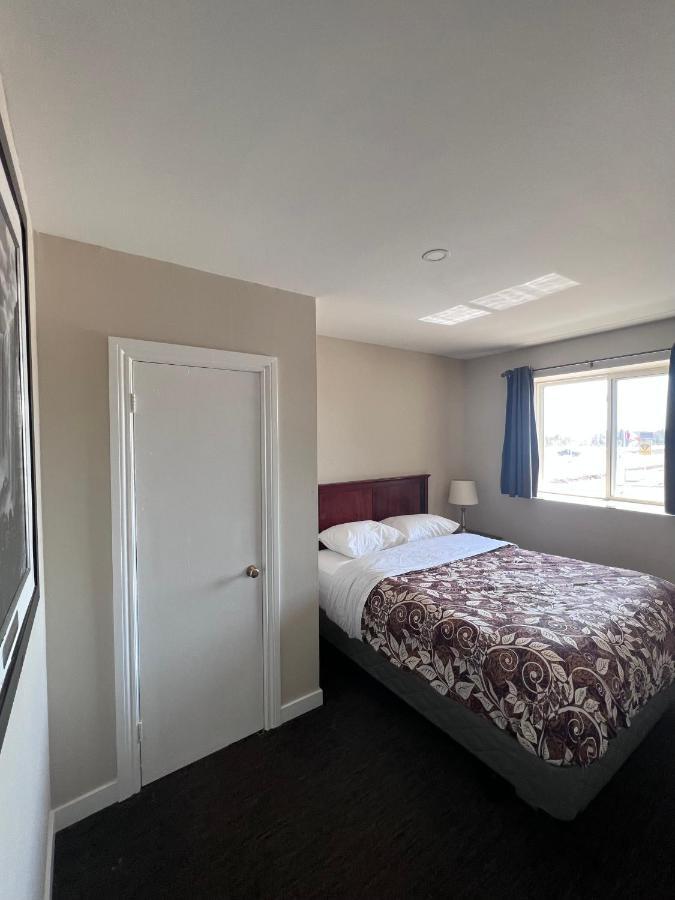 Hwy 17 Hotel Wawa Bagian luar foto
