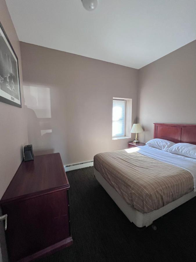 Hwy 17 Hotel Wawa Bagian luar foto