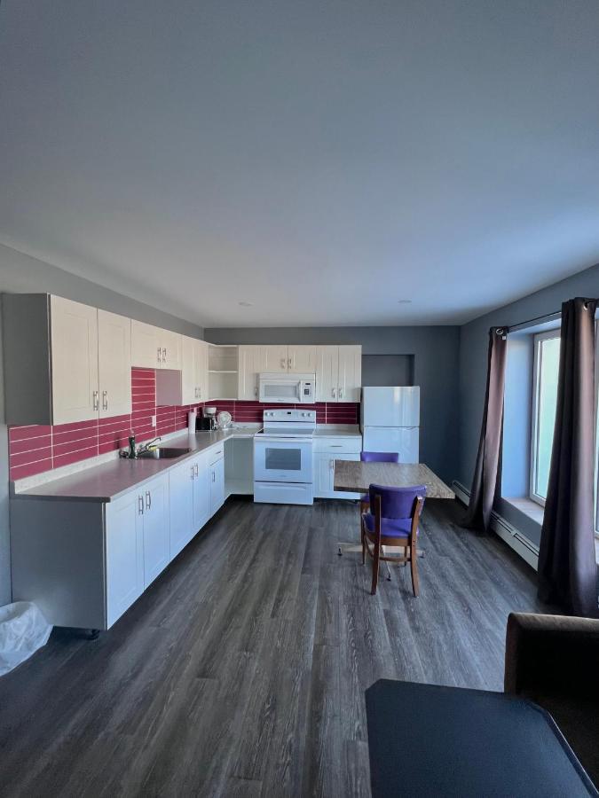 Hwy 17 Hotel Wawa Bagian luar foto
